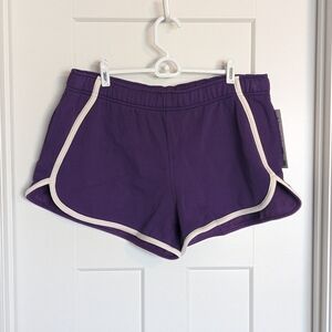 Lululemon NWT Scuba Mid Rise Oversized Shorts - College Purple sz XL
